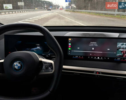 Черный БМВ iX, объемом двигателя 0 л и пробегом 5 тыс. км за 65000 $, фото 1 на Automoto.ua