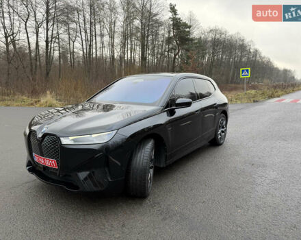 Чорний БМВ iX, об'ємом двигуна 0 л та пробігом 43 тис. км за 49500 $, фото 1 на Automoto.ua