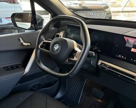Черный БМВ iX, объемом двигателя 0 л и пробегом 1 тыс. км за 69000 $, фото 9 на Automoto.ua