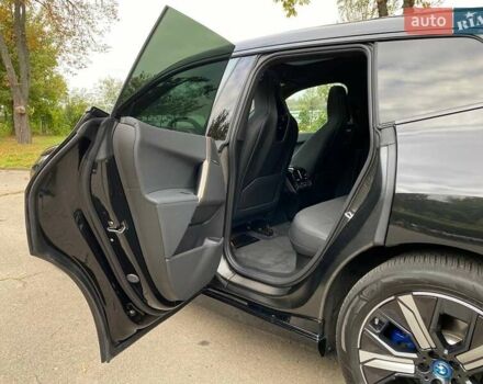 Чорний БМВ iX, об'ємом двигуна 0 л та пробігом 19 тис. км за 59999 $, фото 23 на Automoto.ua