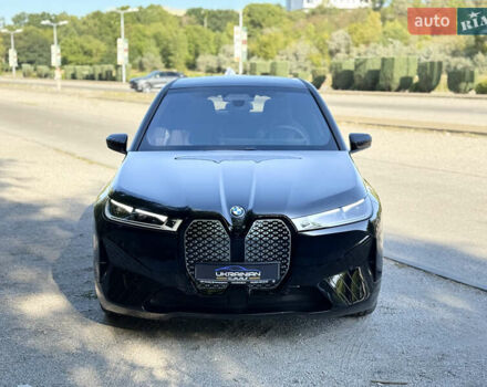 Черный БМВ iX, объемом двигателя 0 л и пробегом 1 тыс. км за 92000 $, фото 3 на Automoto.ua