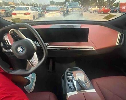 Чорний БМВ iX, об'ємом двигуна 0 л та пробігом 5 тис. км за 88990 $, фото 4 на Automoto.ua