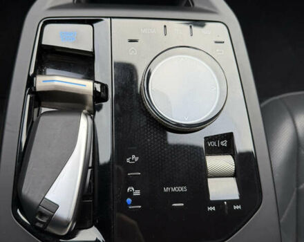 Чорний БМВ iX, об'ємом двигуна 0 л та пробігом 43 тис. км за 49500 $, фото 37 на Automoto.ua