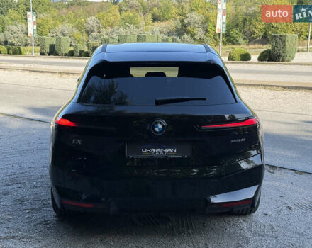 Черный БМВ iX, объемом двигателя 0 л и пробегом 1 тыс. км за 92000 $, фото 10 на Automoto.ua