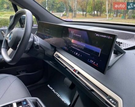 Чорний БМВ iX, об'ємом двигуна 0 л та пробігом 19 тис. км за 59999 $, фото 30 на Automoto.ua