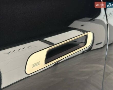 Чорний БМВ iX, об'ємом двигуна 0 л та пробігом 10 тис. км за 81469 $, фото 12 на Automoto.ua