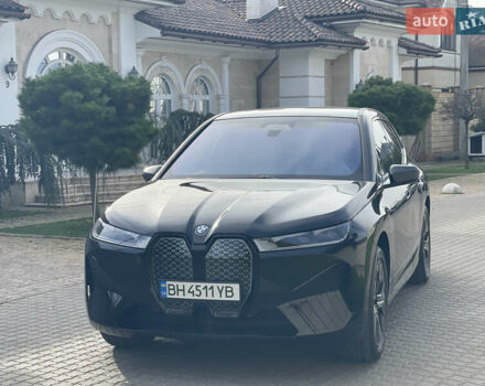Черный БМВ iX, объемом двигателя 0 л и пробегом 1 тыс. км за 58000 $, фото 17 на Automoto.ua