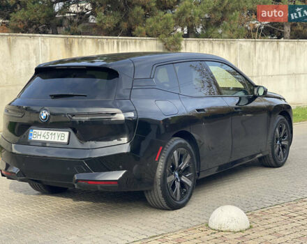 Черный БМВ iX, объемом двигателя 0 л и пробегом 1 тыс. км за 58000 $, фото 11 на Automoto.ua