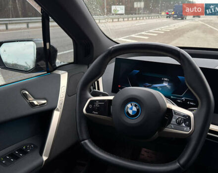 Черный БМВ iX, объемом двигателя 0 л и пробегом 5 тыс. км за 65000 $, фото 5 на Automoto.ua