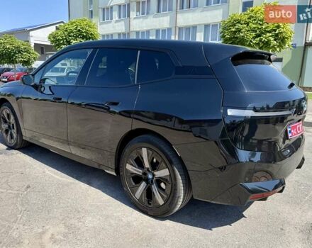 Чорний БМВ iX, об'ємом двигуна 0 л та пробігом 8 тис. км за 74500 $, фото 3 на Automoto.ua