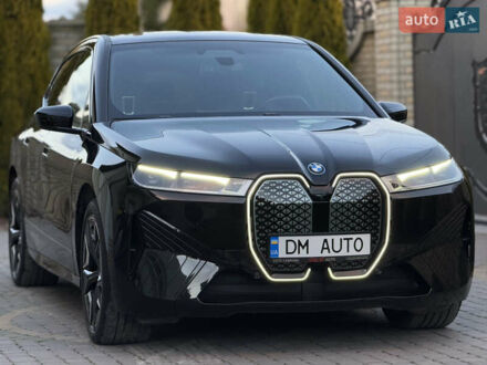 БМВ iX 2022 в Тернополе на Automoto.ua Черный БМВ iX, объемом двигателя 0 л и пробегом 57 тыс. км за 72000 $, фото 1 на Automoto.ua