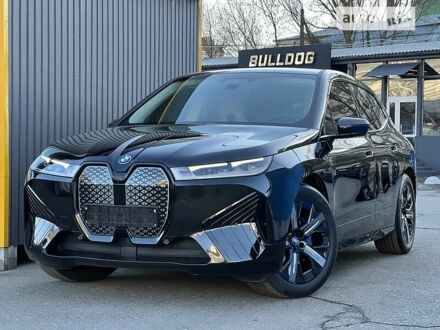 БМВ iX 2022 в Киеве на Automoto.ua Черный БМВ iX, объемом двигателя 0 л и пробегом 10 тыс. км за 85999 $, фото 1 на Automoto.ua