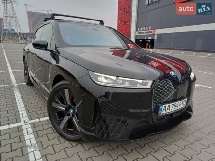 Черный БМВ iX, объемом двигателя 0 л и пробегом 73 тыс. км за 67000 $, фото 1 на Automoto.ua