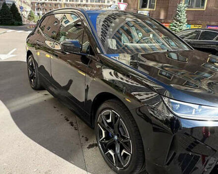 Чорний БМВ iX, об'ємом двигуна 0 л та пробігом 12 тис. км за 59999 $, фото 1 на Automoto.ua
