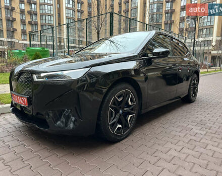 Чорний БМВ iX, об'ємом двигуна 0 л та пробігом 77 тис. км за 75900 $, фото 1 на Automoto.ua