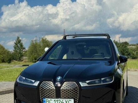 Черный БМВ iX, объемом двигателя 0 л и пробегом 59 тыс. км за 52500 $, фото 1 на Automoto.ua