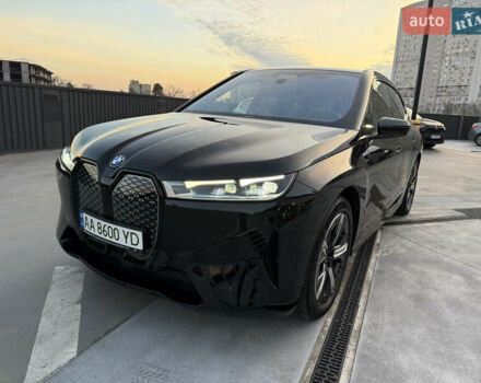 Черный БМВ iX, объемом двигателя 0 л и пробегом 19 тыс. км за 54800 $, фото 1 на Automoto.ua