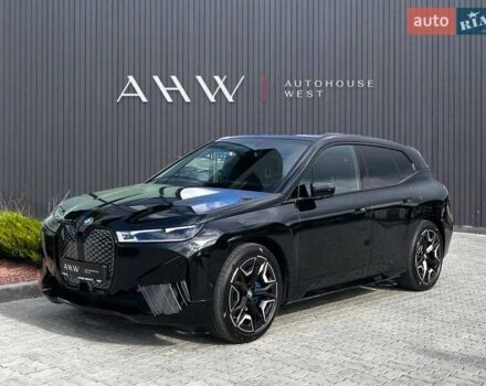 Черный БМВ iX, объемом двигателя 0 л и пробегом 62 тыс. км за 60390 $, фото 1 на Automoto.ua