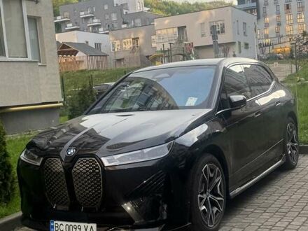 Черный БМВ iX, объемом двигателя 0 л и пробегом 40 тыс. км за 57000 $, фото 1 на Automoto.ua