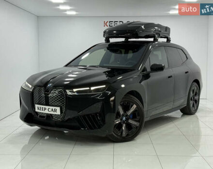 Чорний БМВ iX, об'ємом двигуна 0 л та пробігом 70 тис. км за 69990 $, фото 1 на Automoto.ua