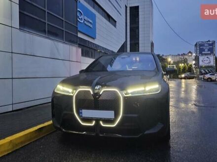 БМВ iX 2023 у Чернівцях на Automoto.ua Чорний БМВ iX, об'ємом двигуна 0 л та пробігом 29 тис. км за 59998 $, фото 1 на Automoto.ua