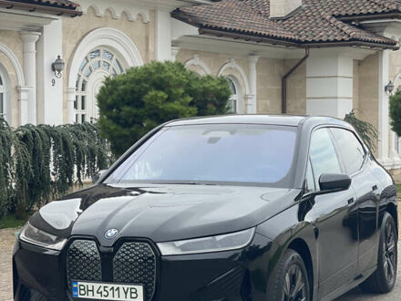 Черный БМВ iX, объемом двигателя 0 л и пробегом 1 тыс. км за 58000 $, фото 1 на Automoto.ua