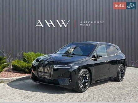 Черный БМВ iX, объемом двигателя 0 л и пробегом 10 тыс. км за 81469 $, фото 1 на Automoto.ua