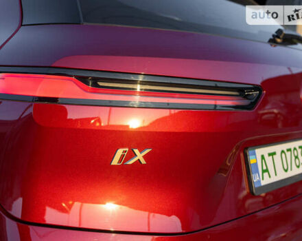 Красный БМВ iX, объемом двигателя 0 л и пробегом 8 тыс. км за 60500 $, фото 17 на Automoto.ua