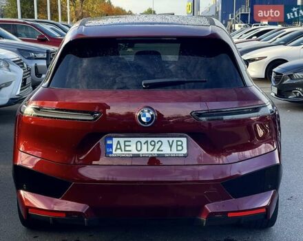 Красный БМВ iX, объемом двигателя 0 л и пробегом 38 тыс. км за 44999 $, фото 4 на Automoto.ua