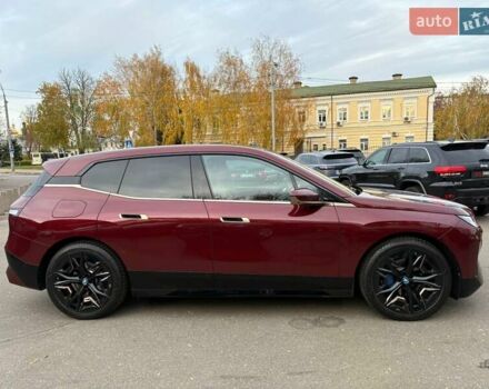 Красный БМВ iX, объемом двигателя 0 л и пробегом 19 тыс. км за 73300 $, фото 9 на Automoto.ua
