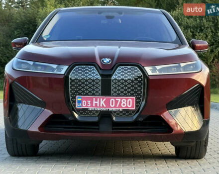 Красный БМВ iX, объемом двигателя 0 л и пробегом 130 тыс. км за 53900 $, фото 6 на Automoto.ua