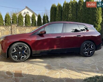 Красный БМВ iX, объемом двигателя 0 л и пробегом 21 тыс. км за 69999 $, фото 7 на Automoto.ua
