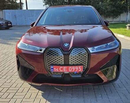 Красный БМВ iX, объемом двигателя 0 л и пробегом 67 тыс. км за 45999 $, фото 17 на Automoto.ua