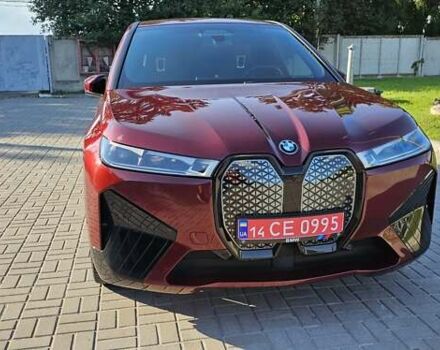 Красный БМВ iX, объемом двигателя 0 л и пробегом 67 тыс. км за 45999 $, фото 18 на Automoto.ua