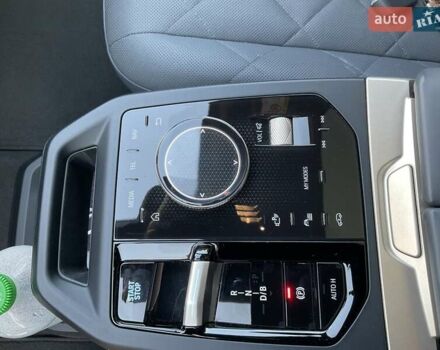 Красный БМВ iX, объемом двигателя 0 л и пробегом 21 тыс. км за 69999 $, фото 18 на Automoto.ua