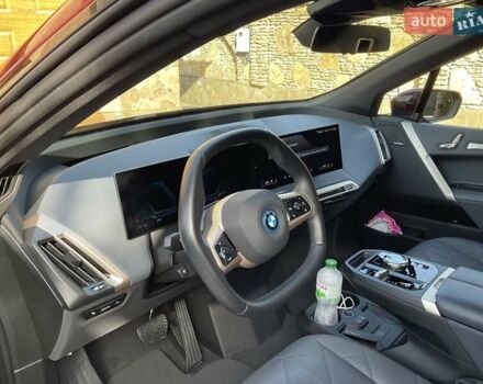 Красный БМВ iX, объемом двигателя 0 л и пробегом 21 тыс. км за 69999 $, фото 15 на Automoto.ua