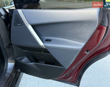 Красный БМВ iX, объемом двигателя 0 л и пробегом 130 тыс. км за 53900 $, фото 26 на Automoto.ua