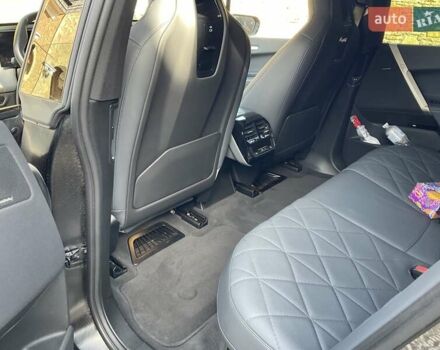 Красный БМВ iX, объемом двигателя 0 л и пробегом 21 тыс. км за 69999 $, фото 22 на Automoto.ua