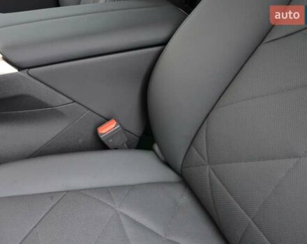 Червоний БМВ iX, об'ємом двигуна 0 л та пробігом 2 тис. км за 80001 $, фото 7 на Automoto.ua