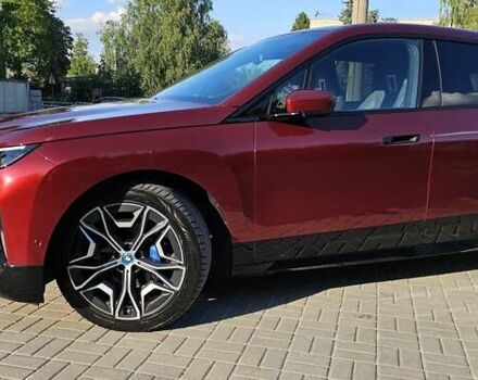 Красный БМВ iX, объемом двигателя 0 л и пробегом 67 тыс. км за 45999 $, фото 2 на Automoto.ua