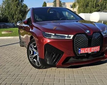Красный БМВ iX, объемом двигателя 0 л и пробегом 67 тыс. км за 45999 $, фото 9 на Automoto.ua