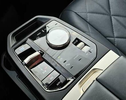 Красный БМВ iX, объемом двигателя 0 л и пробегом 67 тыс. км за 45999 $, фото 69 на Automoto.ua