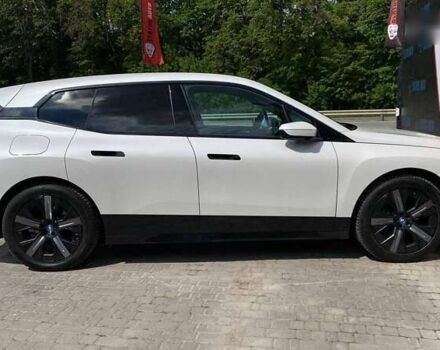 БМВ iX, объемом двигателя 0 л и пробегом 52 тыс. км за 56500 $, фото 11 на Automoto.ua