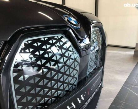 БМВ iX, объемом двигателя 0 л и пробегом 56 тыс. км за 46900 $, фото 10 на Automoto.ua