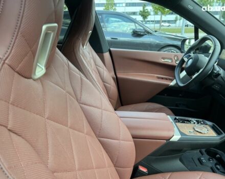 БМВ iX, объемом двигателя 0 л и пробегом 0 тыс. км за 127069 $, фото 13 на Automoto.ua