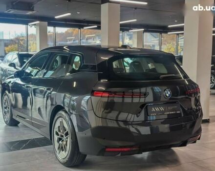 БМВ iX, объемом двигателя 0 л и пробегом 56 тыс. км за 46900 $, фото 11 на Automoto.ua