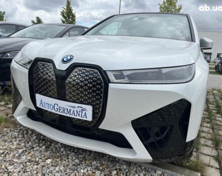 БМВ iX, объемом двигателя 0 л и пробегом 1 тыс. км за 122591 $, фото 35 на Automoto.ua