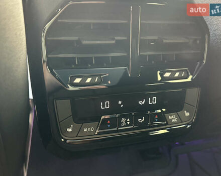 БМВ iX, объемом двигателя 0 л и пробегом 28 тыс. км за 59000 $, фото 14 на Automoto.ua