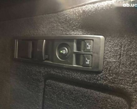 БМВ iX, объемом двигателя 0 л и пробегом 56 тыс. км за 46900 $, фото 17 на Automoto.ua