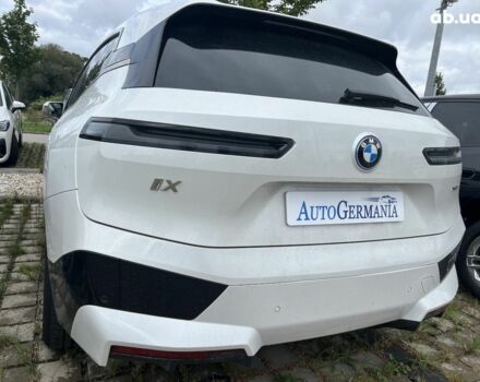 БМВ iX, объемом двигателя 0 л и пробегом 1 тыс. км за 122591 $, фото 29 на Automoto.ua